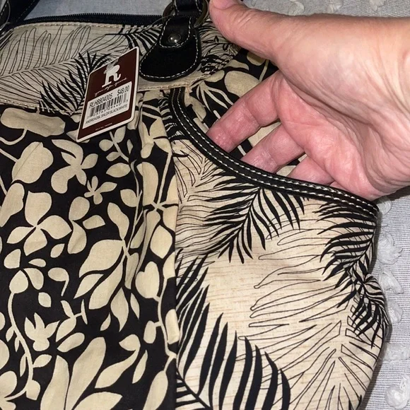 RELIC Shoulder / Tote bag - Picture 3 of 9